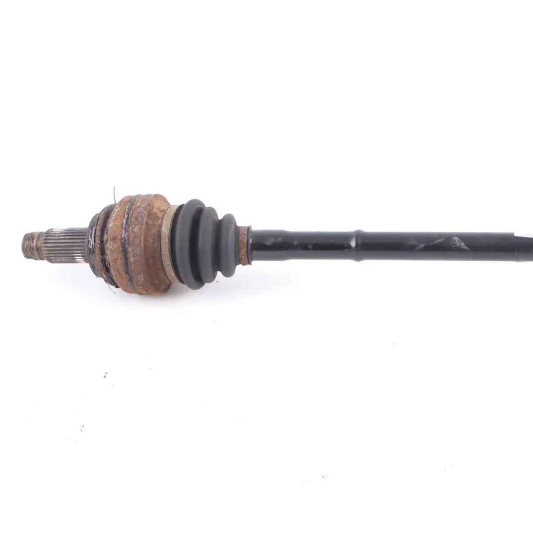 Albero trasmissione asse posteriore destro uscita albero per BMW X1 E84 con numero di parte 7591596 BMW X1 E84 Albero trasmissione asse posteriore destro uscita albero - SKU 7591596 - Numero di parte 7591596