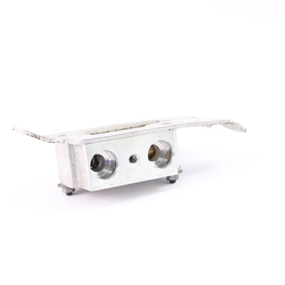 Termostato Olio Trasmissione Refrigeratore Supporto per BMW F80 M3 F82 M4 con numero di parte 7592723 BMW F80 M3 F82 M4 Termostato Olio Trasmissione Refrigeratore Supporto - SKU 7592723-3 - Numero di parte 7592723