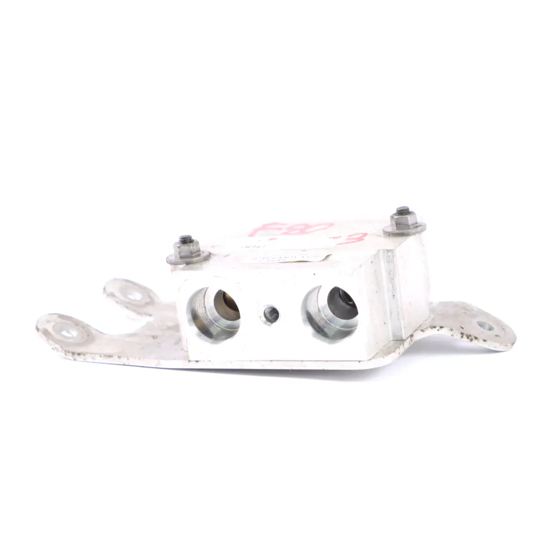 Thermostat Huile Transmission Porte-tuyau glacière pour BMW F80 M3 F82 F83 M4 à propos du numéro de pièce 7592723 BMW F80 M3 F82 F83 M4 Thermostat Huile Transmission Porte-tuyau glacière - SKU 7592723-3 - Numéro de pièce 7592723