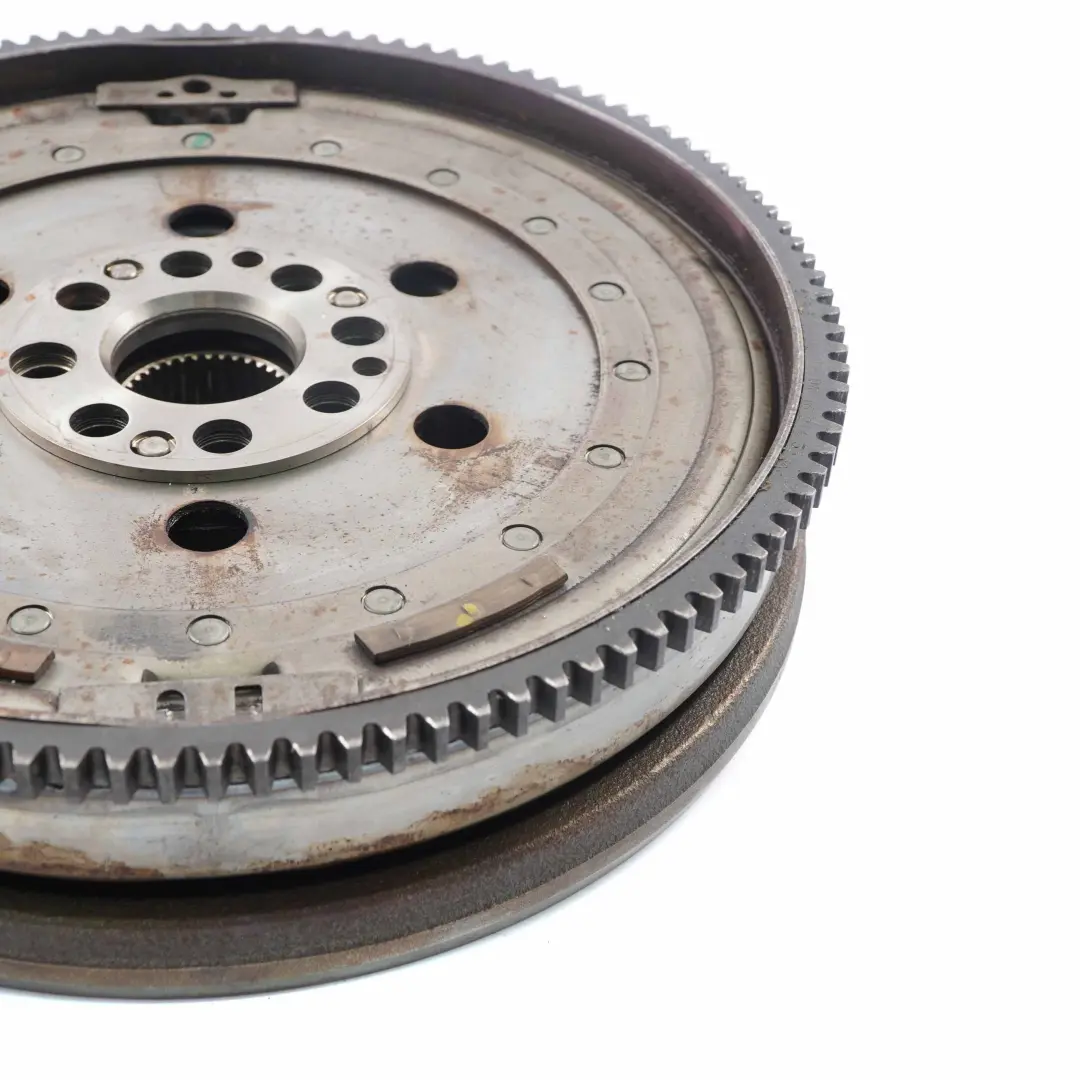 Mass BMW E92 E93 Coupe Convertible 335i N54 Petrol Dual Flywheel to Twin with Part number 7593469 Twin Mass BMW E92 E93 Coupe Convertible 335i N54 Petrol Dual Flywheel - SKU 7593469 - Part number 7593469