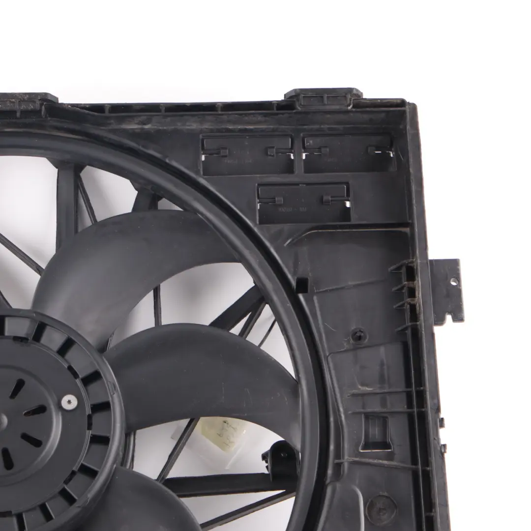 Ventilador Radiador BMW X3 F25 X4 F26 Motor Carcasa Carcasa Diesel 600W para con número de pieza 7593847 Ventilador Radiador BMW X3 F25 X4 F26 Motor Carcasa Carcasa Diesel 600W - SKU 7593847 - Número de pieza 7593847