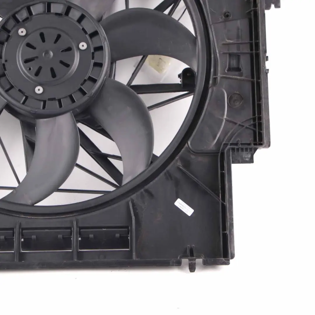 Ventilador Radiador BMW X3 F25 X4 F26 Motor Carcasa Carcasa Diesel 600W para con número de pieza 7593847 Ventilador Radiador BMW X3 F25 X4 F26 Motor Carcasa Carcasa Diesel 600W - SKU 7593847 - Número de pieza 7593847