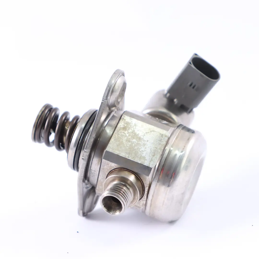 N63 Pompa Paliwa Wtryskowa Wysokiego Ciśnienia do BMW F10 F13 Benzyna o numerze 7595339 BMW F10 F13 Benzyna N63 Pompa Paliwa Wtryskowa Wysokiego Ciśnienia - SKU 7595339 - Numer Części 7595339