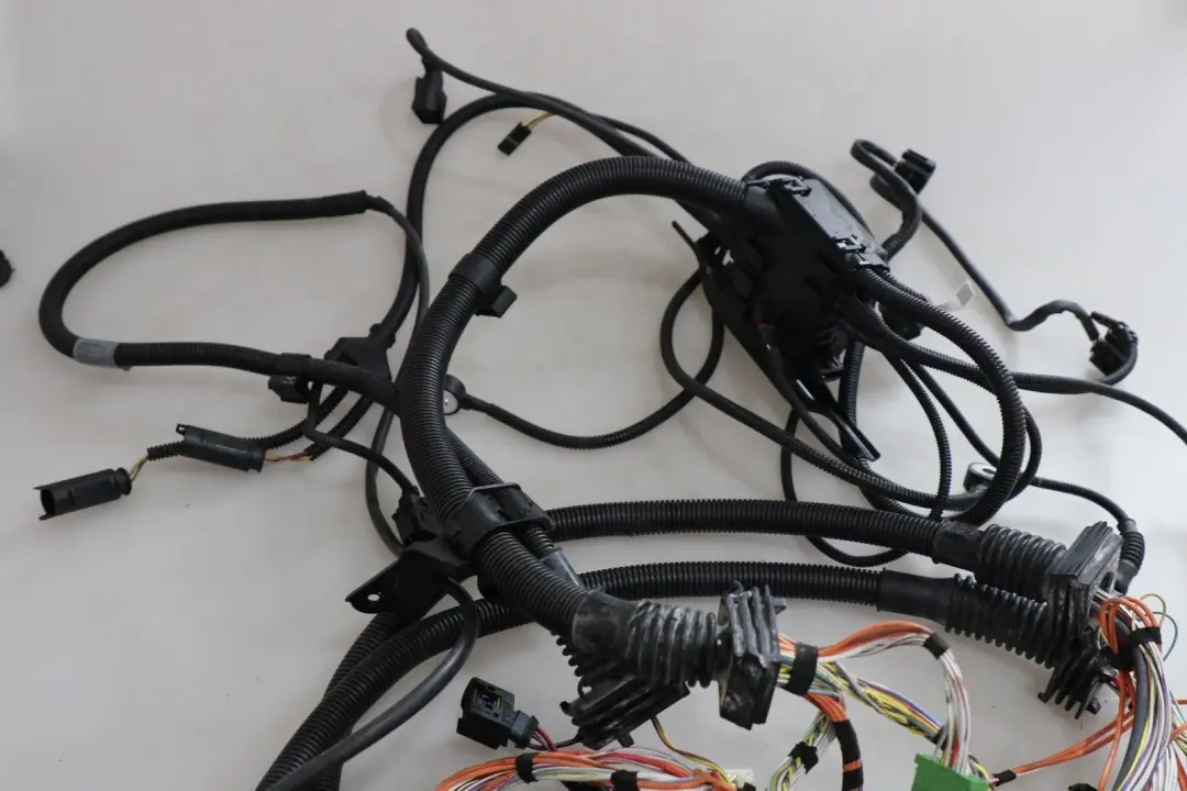 BMW Z4 Series E89 23i 30i N52N Engine Wiring Loom Harness 7584717 - SKU 7595365 - Part number 7595365