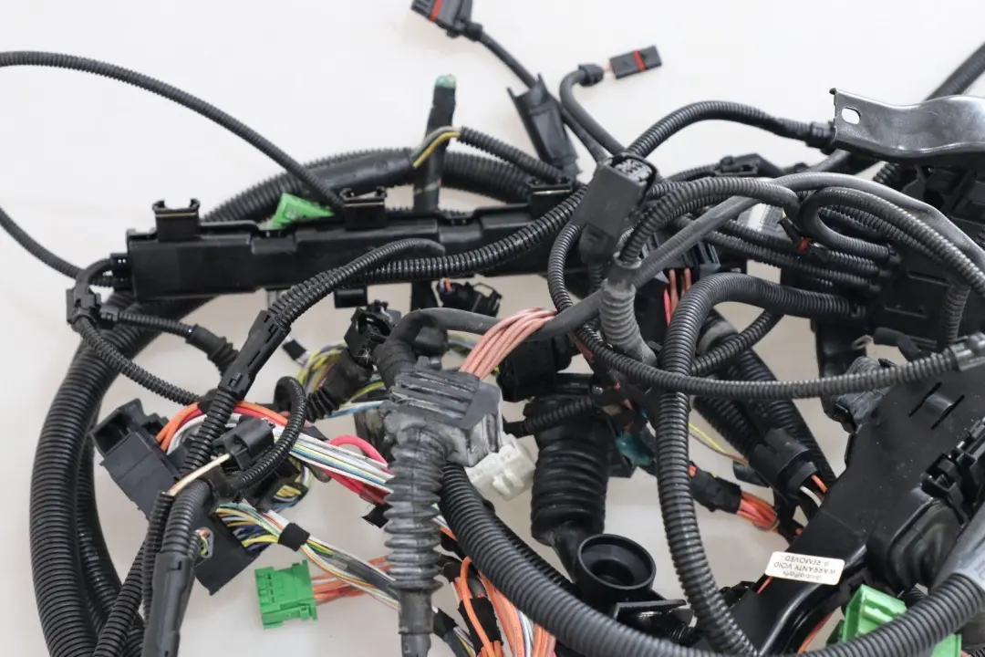 N52N Engine Wiring Loom Harness 7584717 to BMW Z4 Series E89 23i 30i with Part number 7595365 BMW Z4 Series E89 23i 30i N52N Engine Wiring Loom Harness 7584717 - SKU 7595365 - Part number 7595365