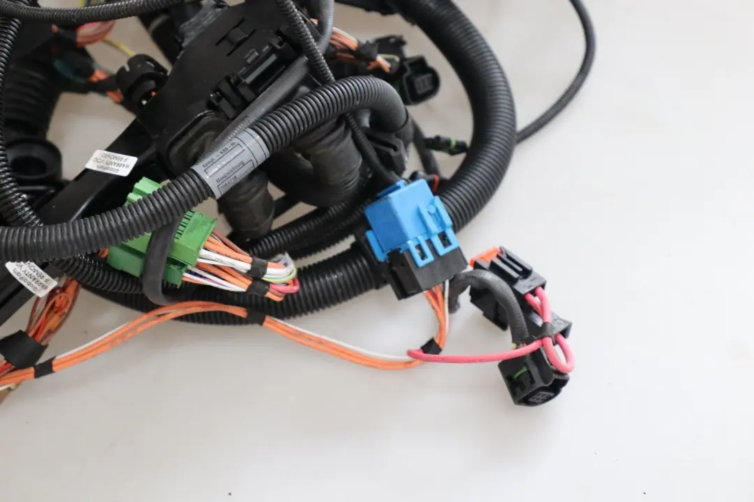 BMW Z4 Series E89 23i 30i N52N Engine Wiring Loom Harness 7584717 - SKU 7595365 - Part number 7595365