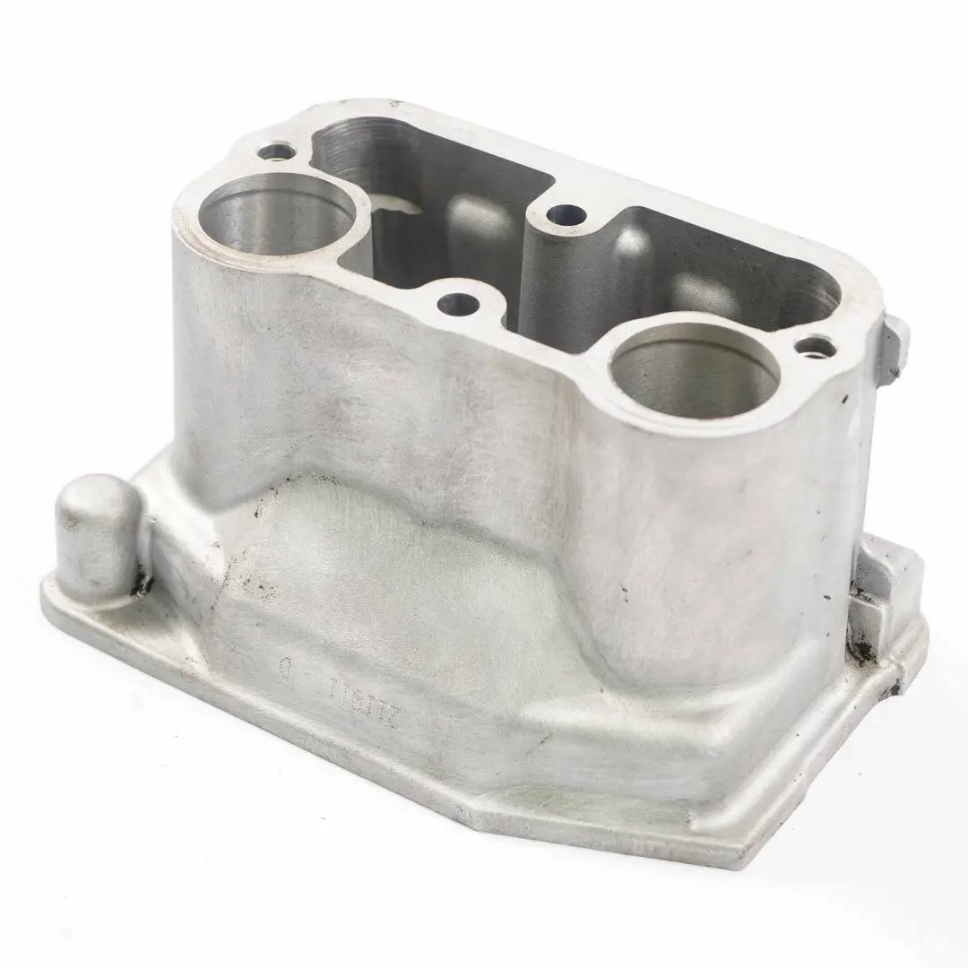 Benzin N20 Kerzenschachteinsatz Halterung für BMW F10 F20 F30 F32 mit Teilenummer 7595545 BMW F10 F20 F30 F32 Benzin N20 Kerzenschachteinsatz Halterung - SKU 7595545 - Teilenummer 7595545