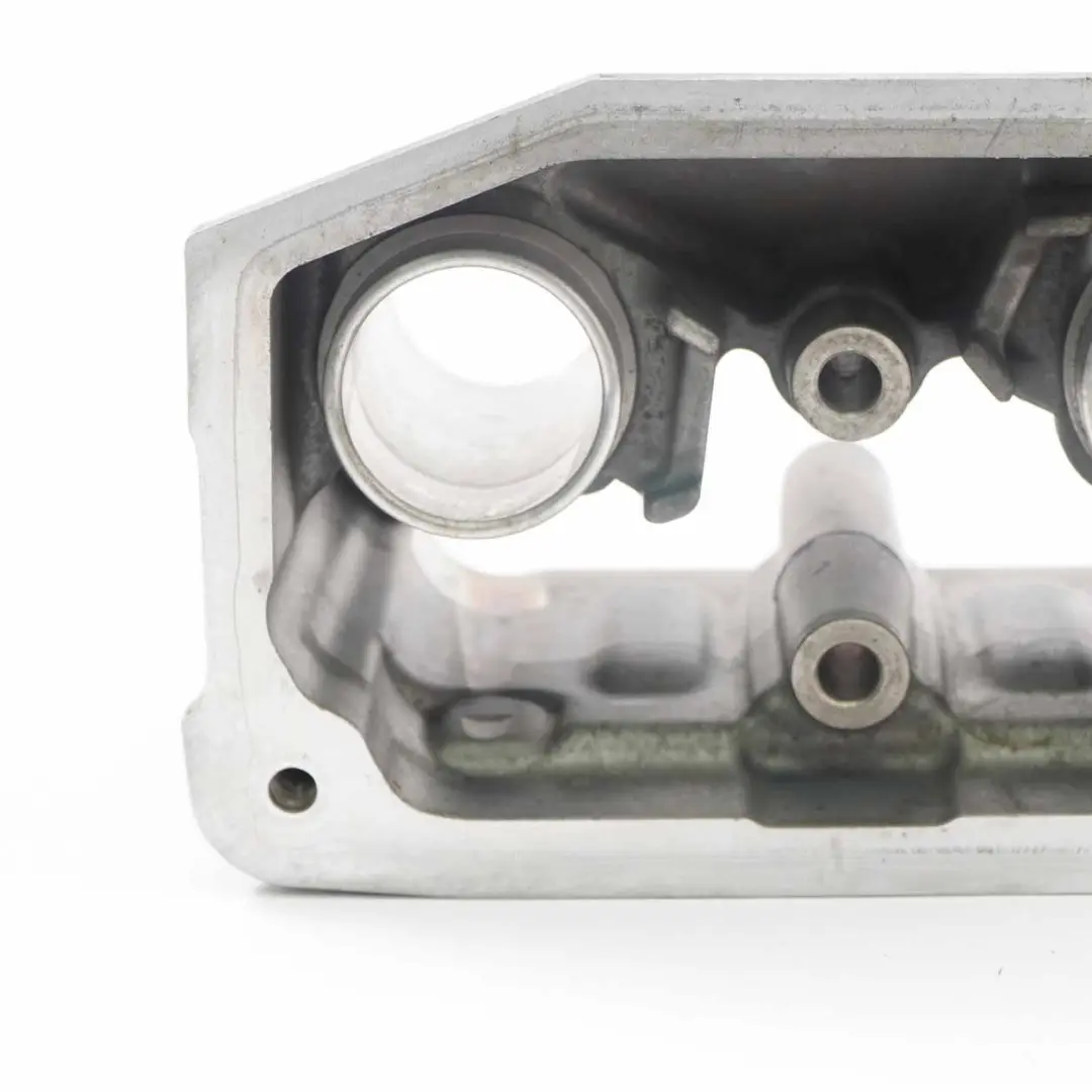 N20 Obudowa Osłona Świecy do BMW F10 F20 F30 F32 o numerze 7595546 BMW F10 F20 F30 F32 N20 Obudowa Osłona Świecy - SKU 7595546 - Numer Części 7595546