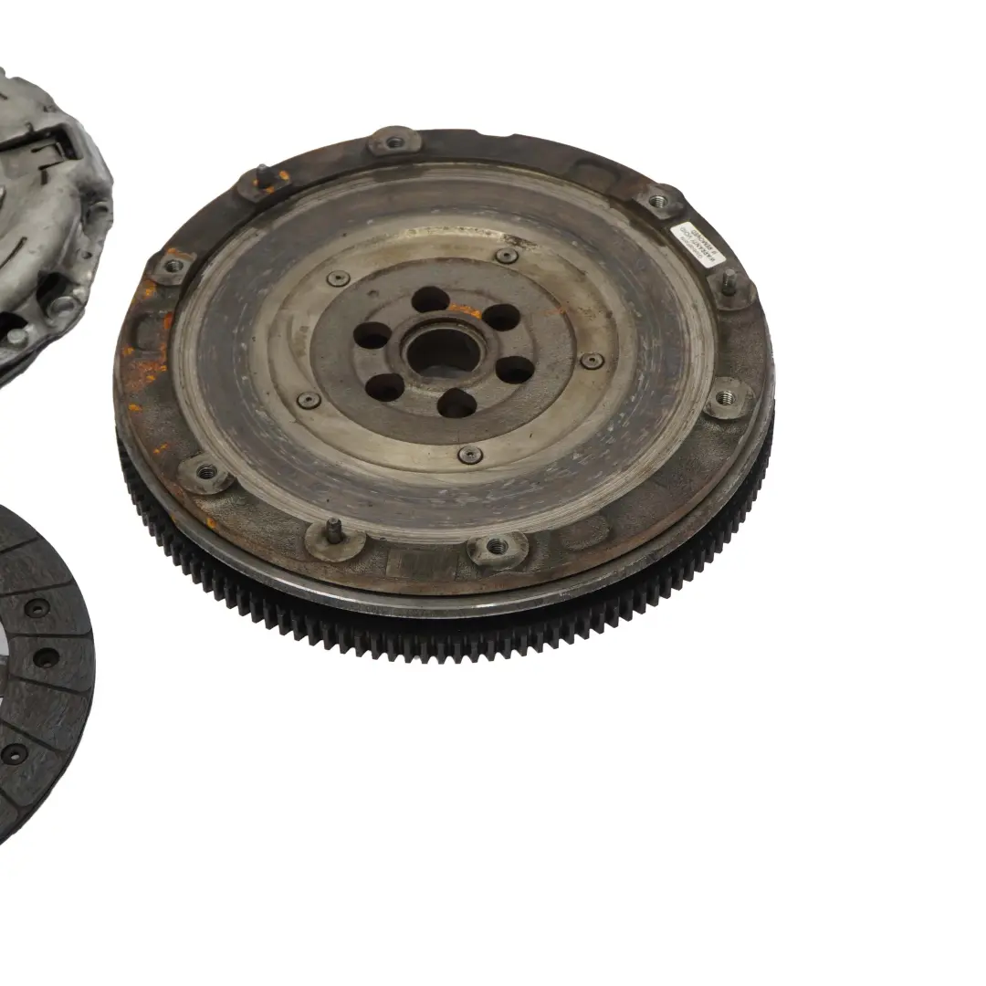 Benzin N18 Zweimassenschwungrad Kupplungssatz für Mini Cooper S R55 R56 LCI R60 R61 mit Teilenummer 7595577 Mini Cooper S R55 R56 LCI R60 R61 Benzin N18 Zweimassenschwungrad Kupplungssatz - SKU 7595577 - Teilenummer 7595577