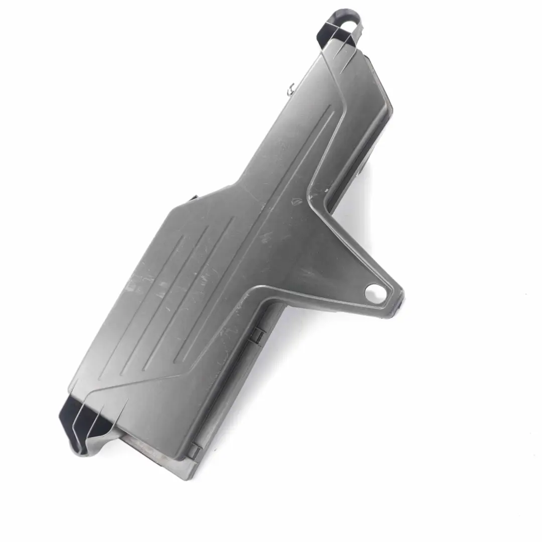 Obudowa filtra powietrza do BMW F20 F21 F30 F31 N13 o numerze 7597582 BMW F20 F21 F30 F31 N13 Obudowa filtra powietrza - SKU 7597582-1 - Numer Części 7597582