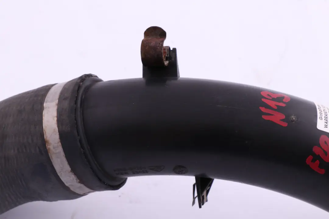 Przewód Rura Powietrza Intercoolera do BMW F20 F21 F30 N13 Benzyna o numerze 7597587 BMW F20 F21 F30 N13 Benzyna Przewód Rura Powietrza Intercoolera - SKU 7597587 - Numer Części 7597587