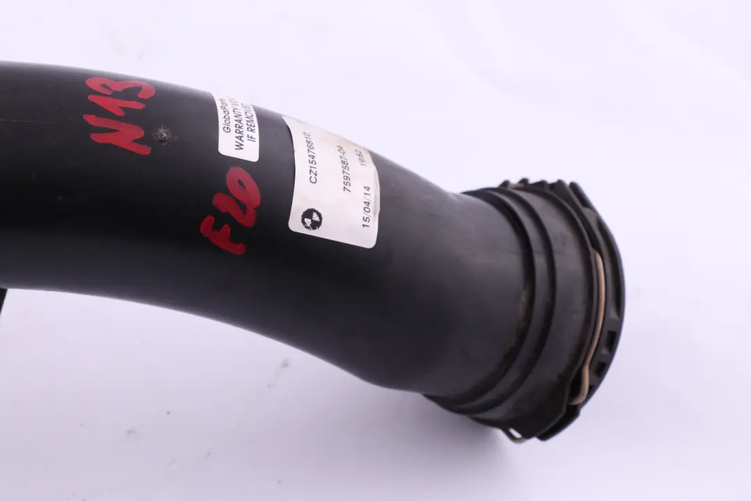Tubo Flessibile Aria Sovralimentazione Intercooler N13 per BMW F20 F21 F30 con numero di parte 7597587 BMW F20 F21 F30 Tubo Flessibile Aria Sovralimentazione Intercooler N13 - SKU 7597587 - Numero di parte 7597587