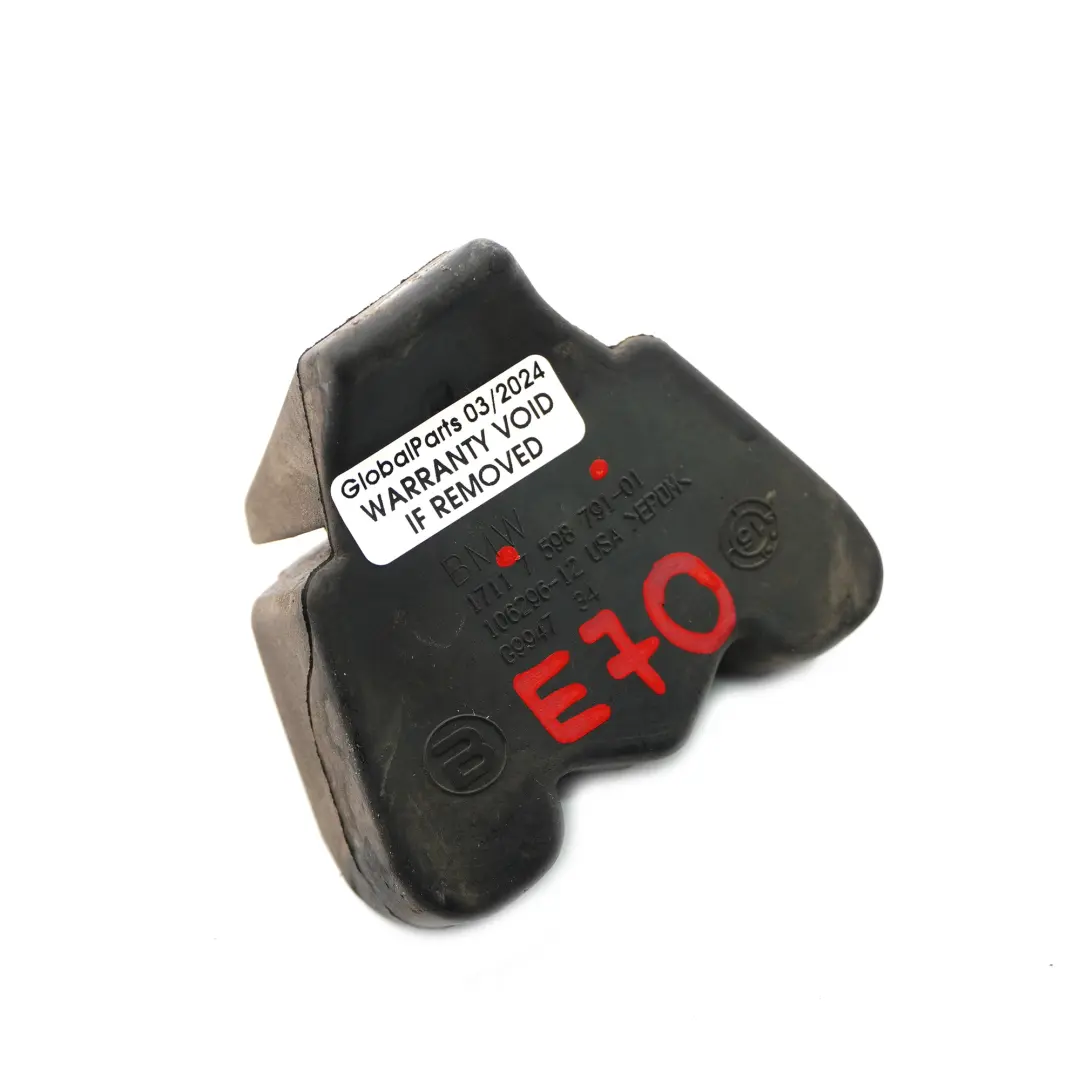 Radiator Rubber Mount BMW X5 E70 X6 E71 Mounting Holder Bracket to with Part number 7598791 Radiator Rubber Mount BMW X5 E70 X6 E71 Mounting Holder Bracket - SKU 7598791 - Part number 7598791