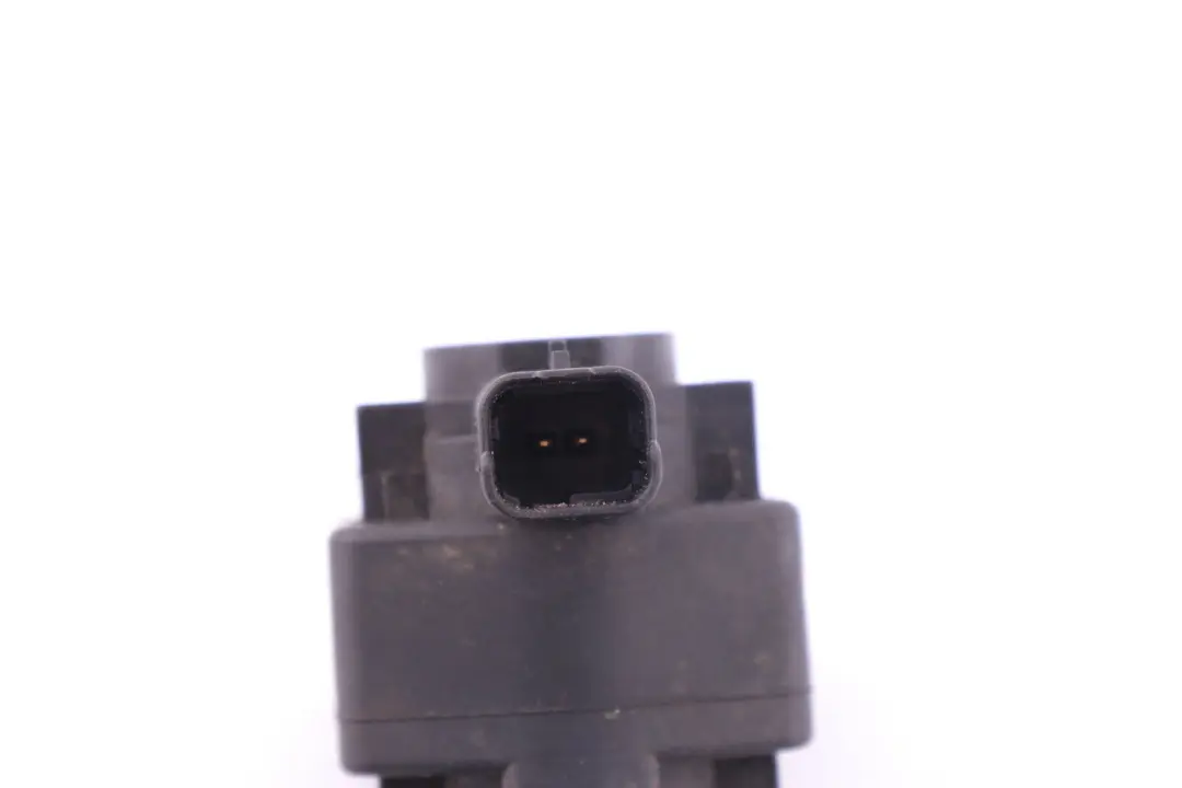 Mini R55 R56 R57 LCI Zawór Elektromagnetyczny Podciśnienia Tubo - SKU 7599547 - Numer Części 7599547
