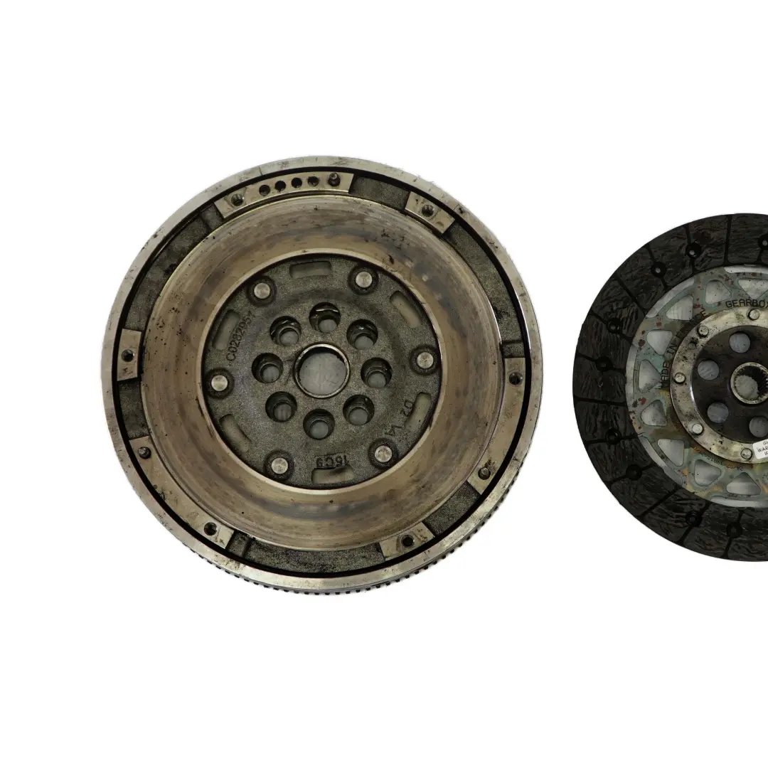 N47N Kit De embrague De doble volante bimasa para Mini One D R56 LCI R60 Diesel con número de pieza 7599835 Mini One D R56 LCI R60 Diesel N47N Kit De embrague De doble volante bimasa - SKU 7599835 - Número de pieza 7599835