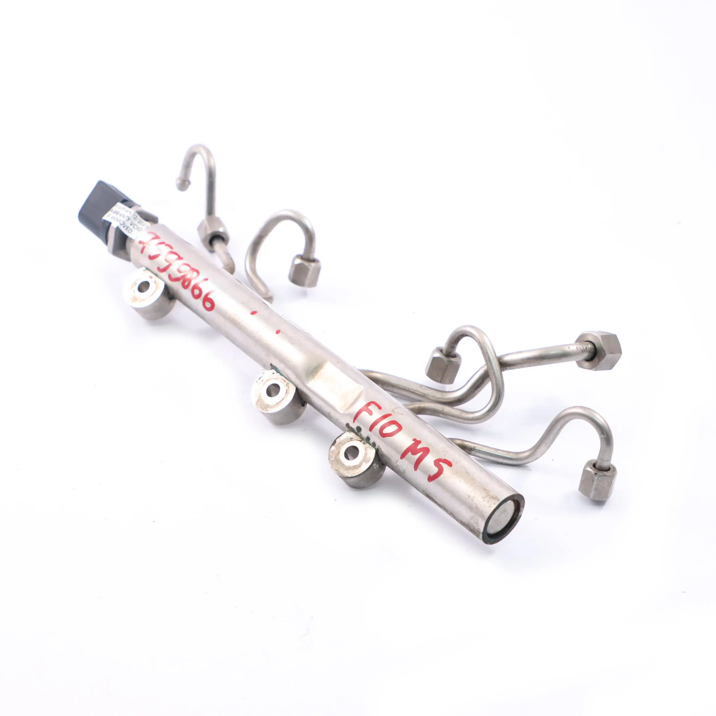BMW F10 M5 S63N Rail de carburant essence Tube haute pression Cyl. 1-4 7599866