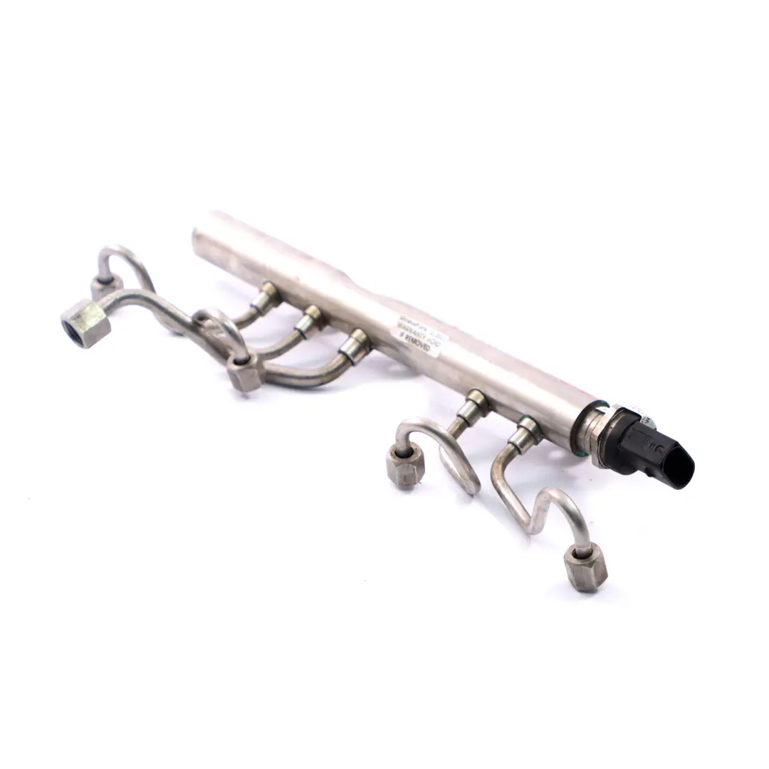 S63N Fuel Rail Gasolina Tubo Inyección Alta Presión Cil. 1-4 para BMW F10 M5 con número de pieza 8649320 BMW F10 M5 S63N Fuel Rail Gasolina Tubo Inyección Alta Presión Cil. 1-4 - SKU 7599866 - Número de pieza 8649320