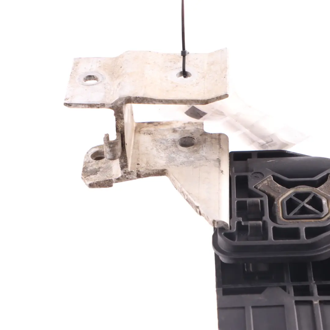 Radiator Mount BMW F20 F21 F30 F31 Radiator Module Left N/S Bracket to with Part number 7600536 Radiator Mount BMW F20 F21 F30 F31 Radiator Module Left N/S Bracket - SKU 7600536-3 - Part number 7600536