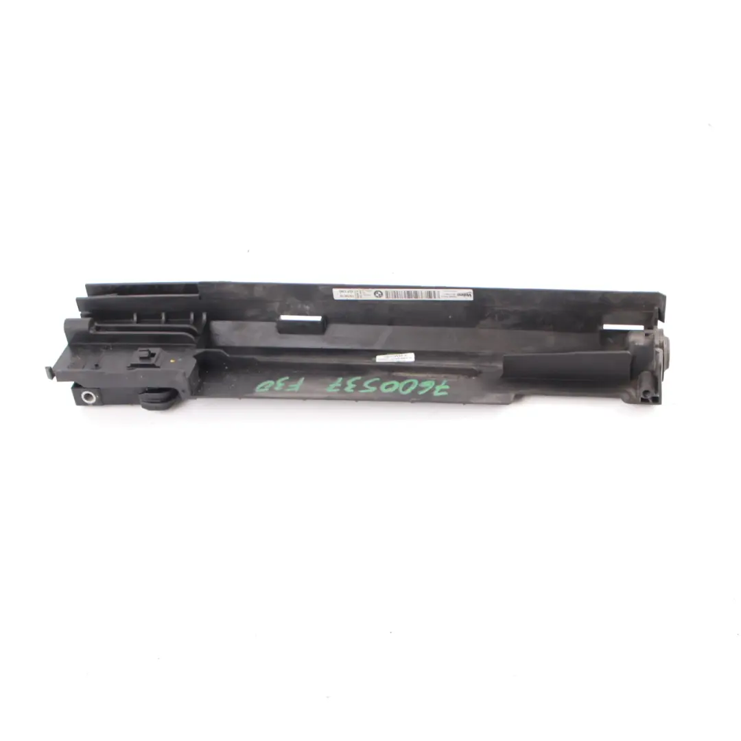 BMW F20 F21 F30 Soporte del radiador Soporte del módulo derecho - SKU 7600537 - Número de pieza 7600537