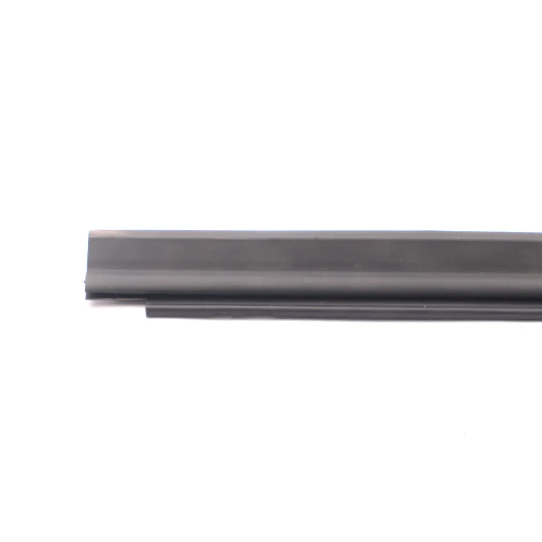 Couvercle Intercooler BMW F20 F21 F30 F31 Joint d'étanchéité radiateur pour à propos du numéro de pièce 7600545 Couvercle Intercooler BMW F20 F21 F30 F31 Joint d'étanchéité radiateur - SKU 7600545 - Numéro de pièce 7600545