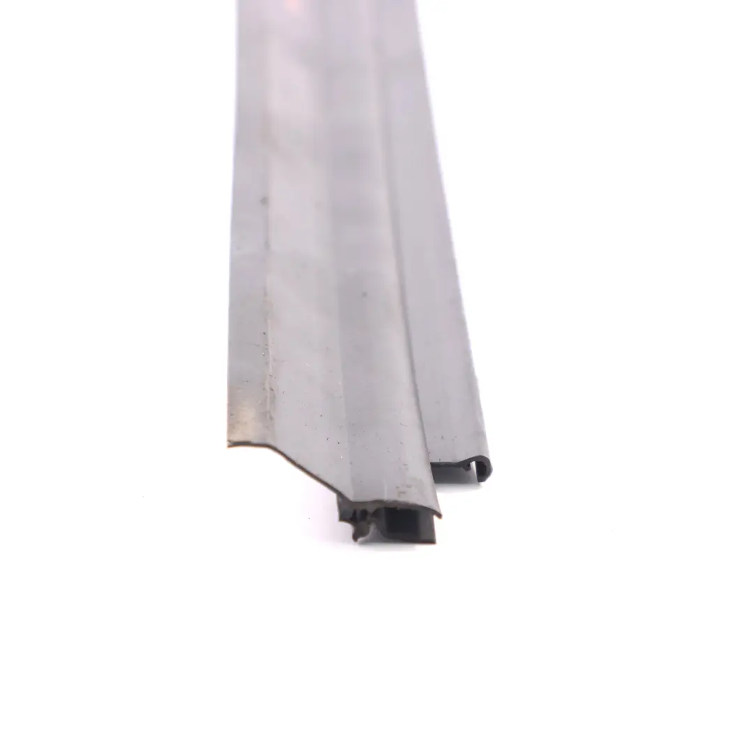 Couvercle Intercooler BMW F20 F21 F30 F31 Joint d'étanchéité radiateur pour à propos du numéro de pièce 7600545 Couvercle Intercooler BMW F20 F21 F30 F31 Joint d'étanchéité radiateur - SKU 7600545 - Numéro de pièce 7600545