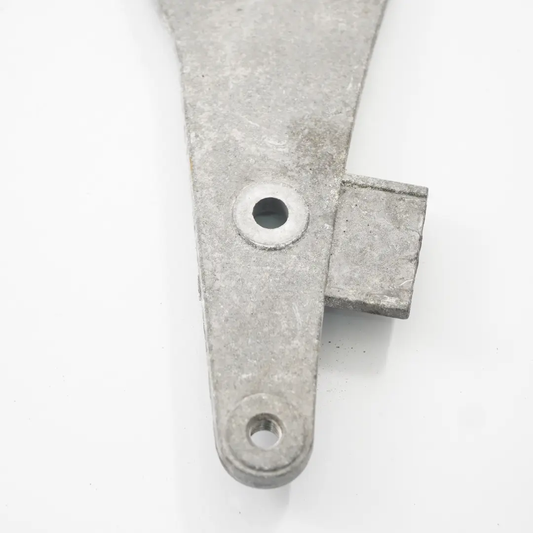 Water Pump Support Bracket Mounting Petrol N55 to BMW F20 F21 F30 F31 F32 with Part number 7600672 BMW F20 F21 F30 F31 F32 Water Pump Support Bracket Mounting Petrol N55 - SKU 7600672 - Part number 7600672