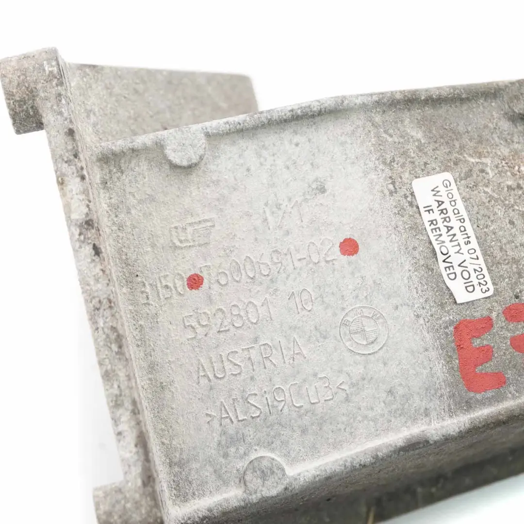 Support d'essieu avant pour BMW X5 X6 E70 E71 F10 F11 F15 à propos du numéro de pièce 7600690 BMW X5 X6 E70 E71 F10 F11 F15 Support d'essieu avant - SKU 7600690 - Numéro de pièce 7600690