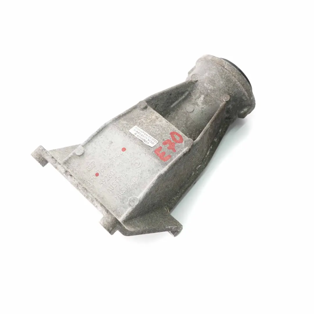 Wspornik Łapa Półosi Przód Prawo do BMW X5 E70 X6 E71 F10 F11 o numerze 7600690 BMW X5 E70 X6 E71 F10 F11 Wspornik Łapa Półosi Przód Prawo - SKU 7600690 - Numer Części 7600690
