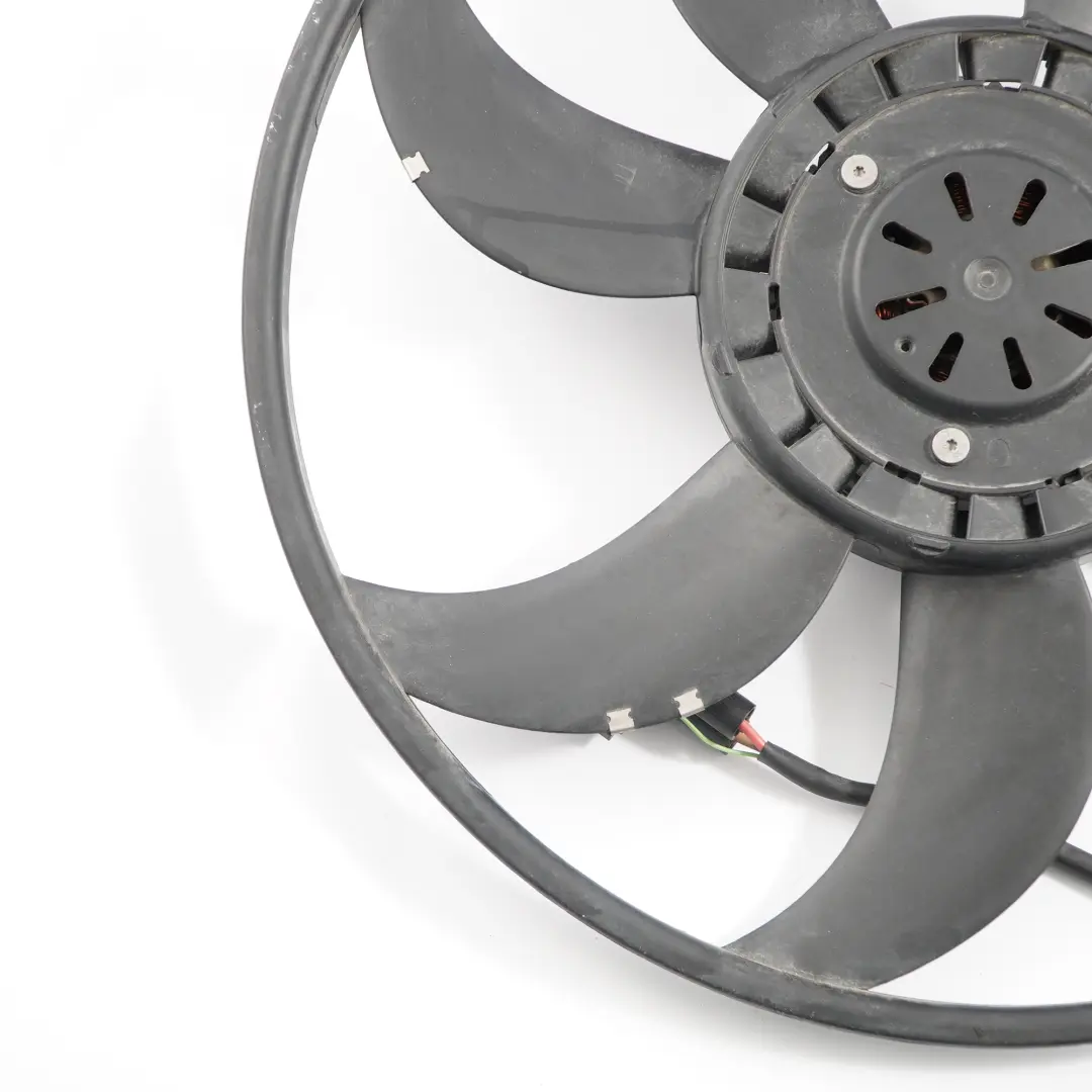 Ventilateur de radiateur pour BMW X3 F25 X4 F26 à propos du numéro de pièce 7601176 BMW X3 F25 X4 F26 Ventilateur de radiateur - SKU 7601176-1 - Numéro de pièce 7601176