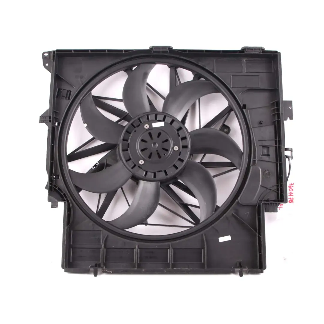 BMW X3 F25 X4 F26 Wentylator Wiatrak Chłodnicy Obudowa Silniczek - SKU 7601176 - Numer Części 7601176