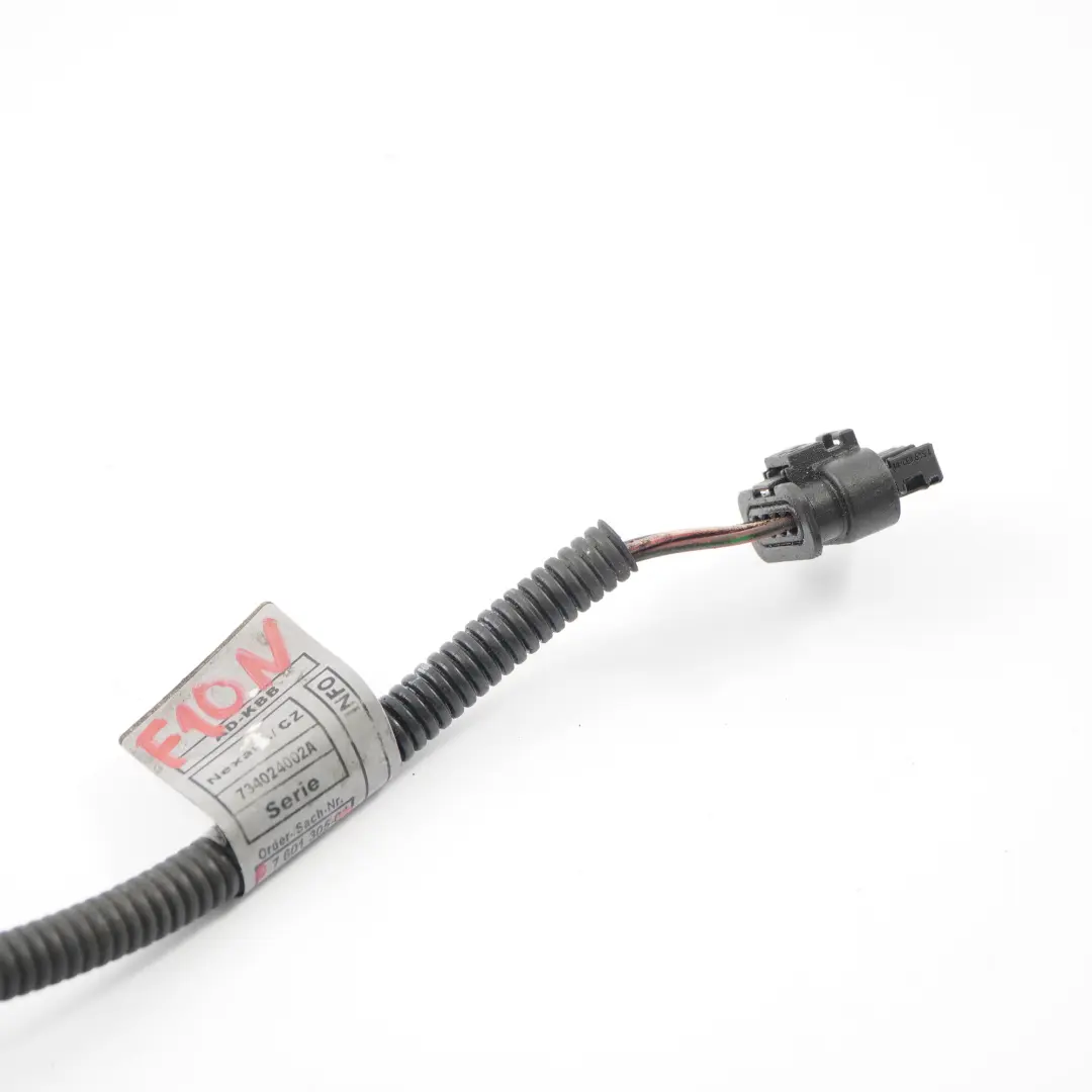 N63 N63N Adapter Przewód Pompy Wody do BMW F10 F11 LCI F13 o numerze 7601305 BMW F10 F11 LCI F13 N63 N63N Adapter Przewód Pompy Wody - SKU 7601305 - Numer Części 7601305