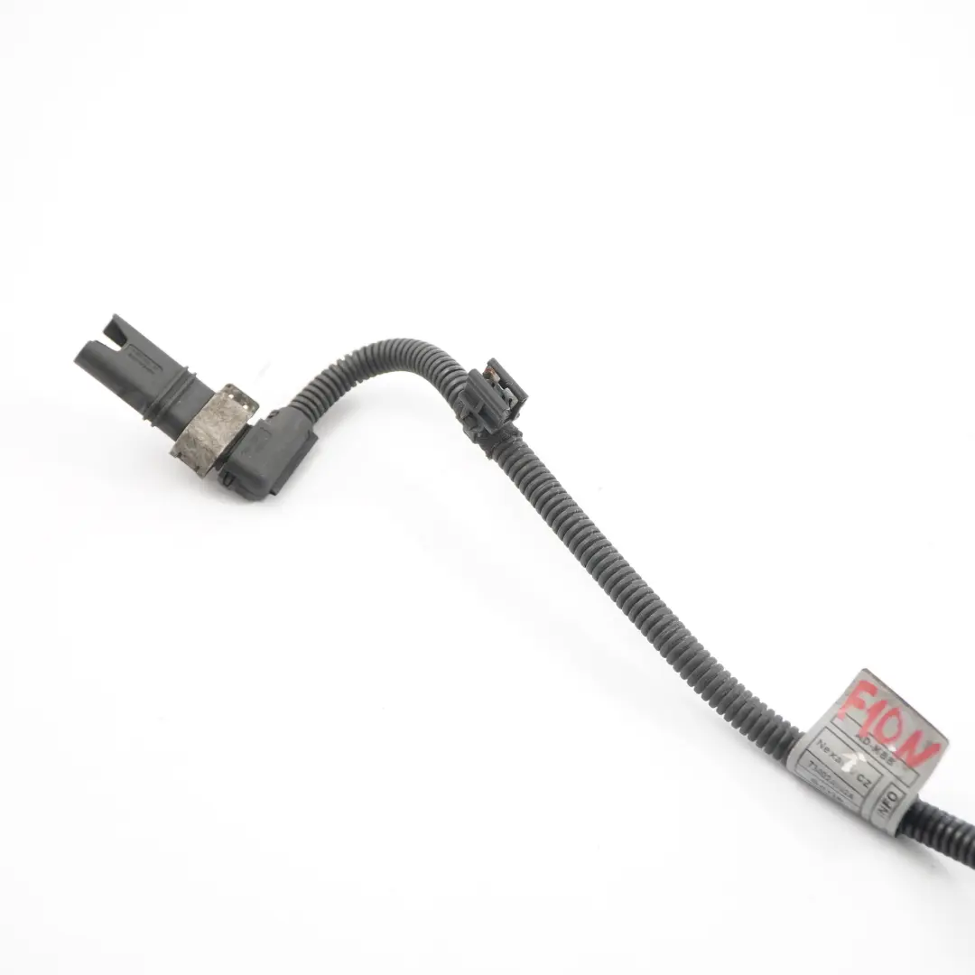 N63 N63N Adapter Przewód Pompy Wody do BMW F10 F11 LCI F13 o numerze 7601305 BMW F10 F11 LCI F13 N63 N63N Adapter Przewód Pompy Wody - SKU 7601305 - Numer Części 7601305