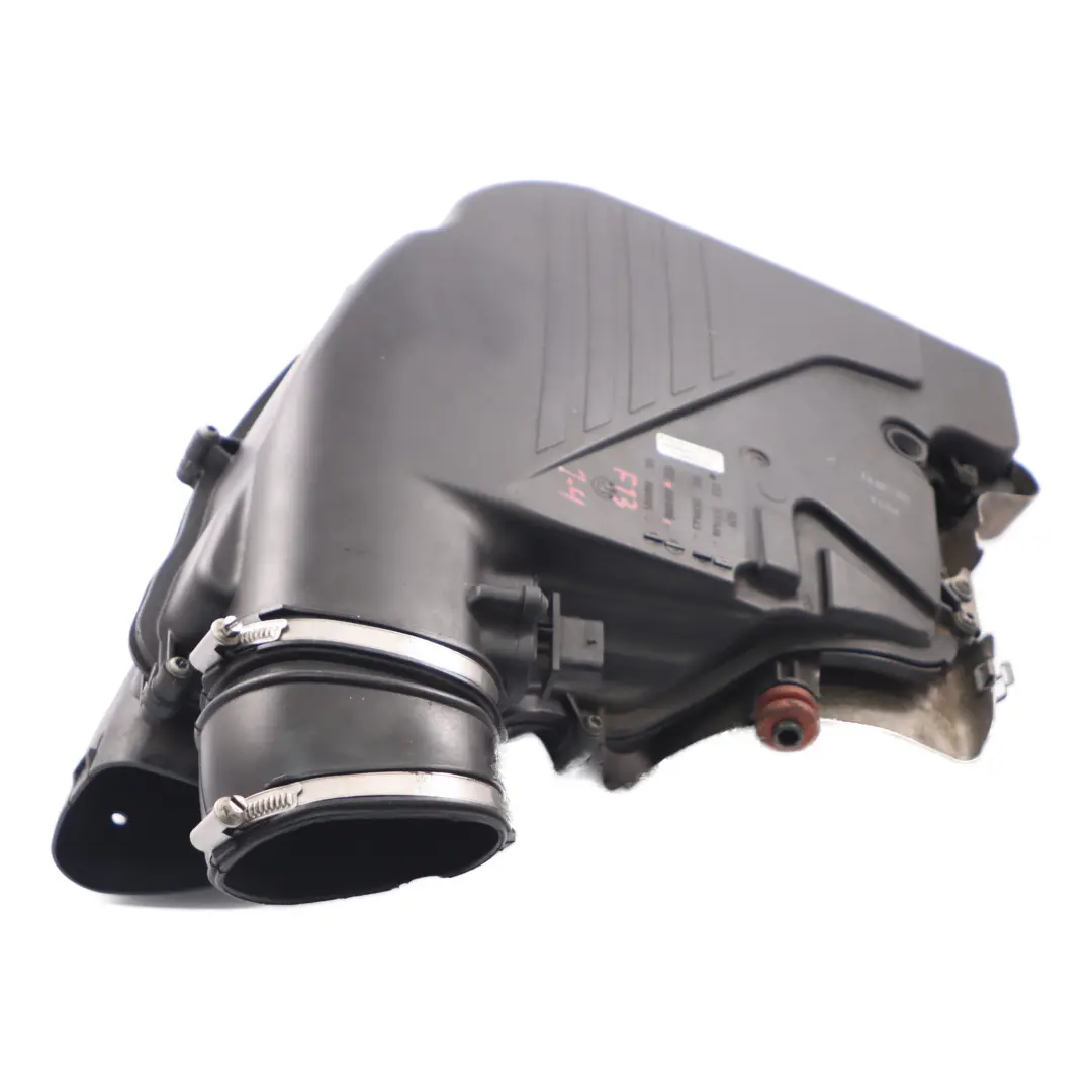 BMW F10 LCI F12 F13 N63N Admisión Conducto Silenciador Cil. 1-4 - SKU 7601898 - Número de pieza 7601898