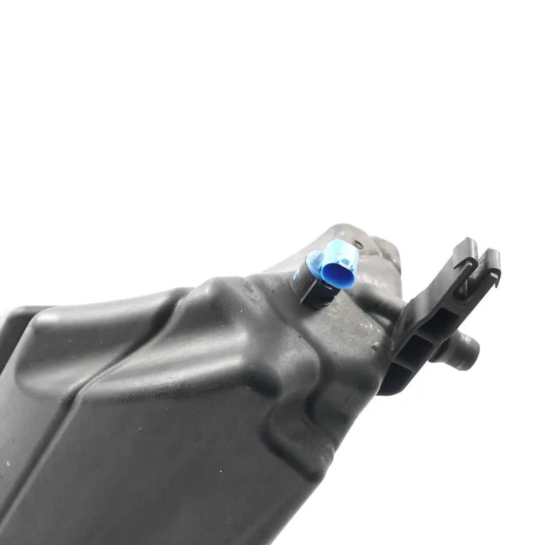Réservoir d'expansion BMW F10 F13 essence N63 Liquide refroidissement pour à propos du numéro de pièce 7601948 Réservoir d'expansion BMW F10 F13 essence N63 Liquide refroidissement - SKU 7601948 - Numéro de pièce 7601948