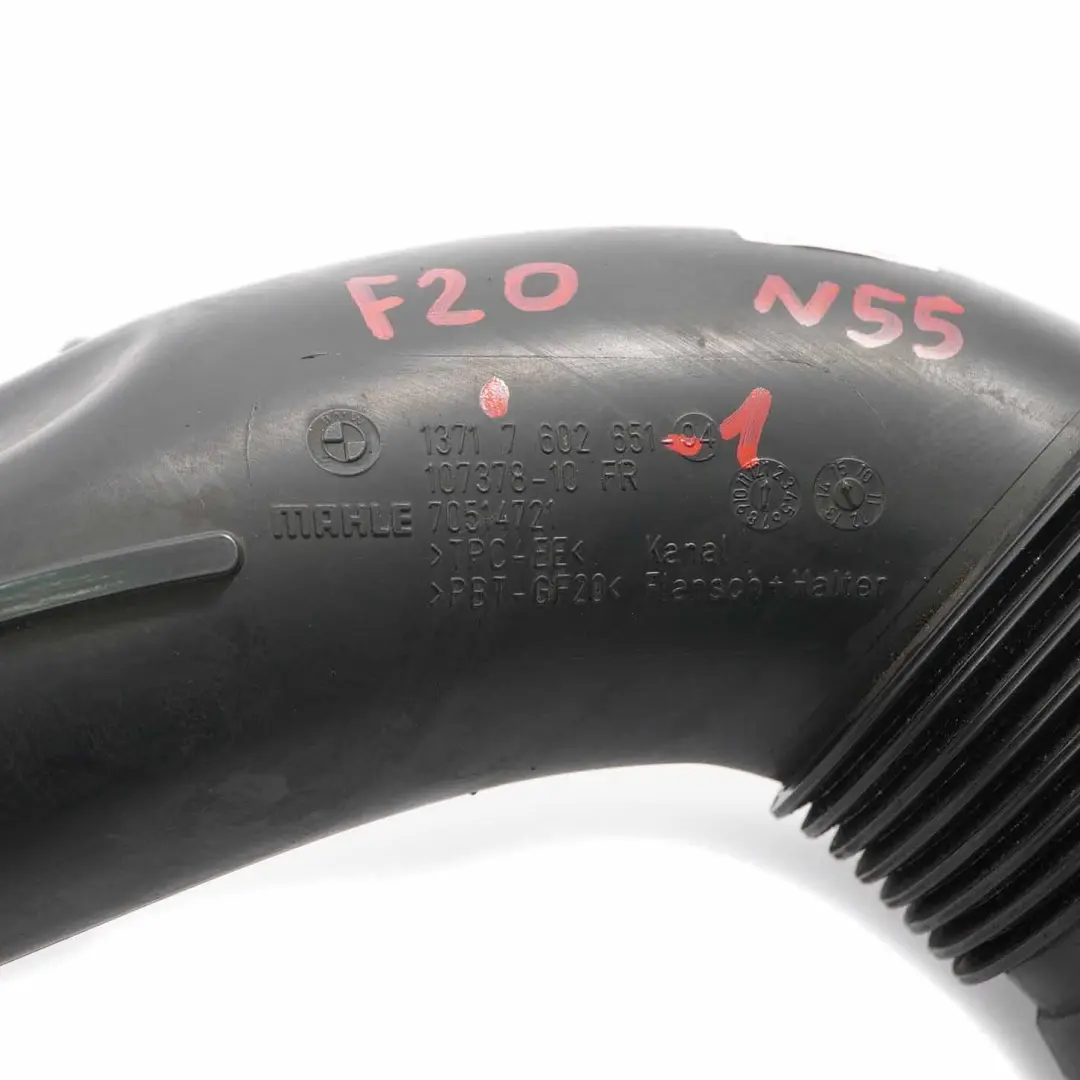 N55 Rura Dolot Powietrza do BMW F20 F30 F32 o numerze 7602651 BMW F20 F30 F32 N55 Rura Dolot Powietrza - SKU 7602651-1 - Numer Części 7602651