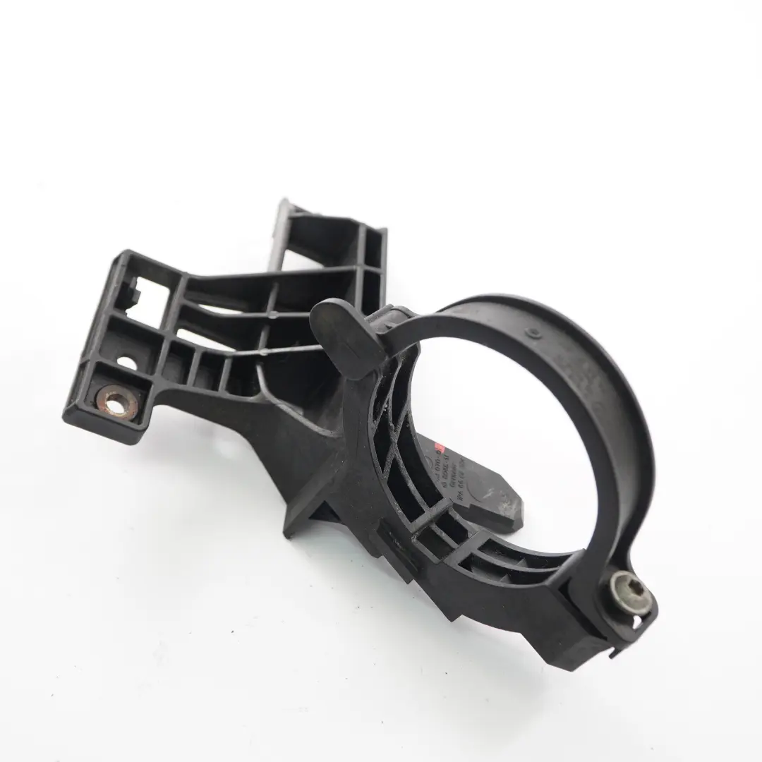 N63 N63N Soporte bomba agua auxiliar para BMW F01 F10 F11 F06 F12 F13 con número de pieza 7603070 BMW F01 F10 F11 F06 F12 F13 N63 N63N Soporte bomba agua auxiliar - SKU 7603070 - Número de pieza 7603070