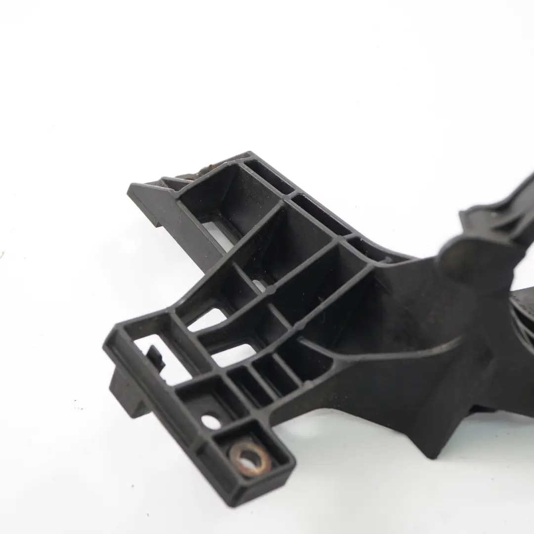 N63 N63N Support de pompe à eau auxiliaire BMW F01 F10 F11 F06 F12 F13 - SKU 7603070 - Numéro de pièce 7603070