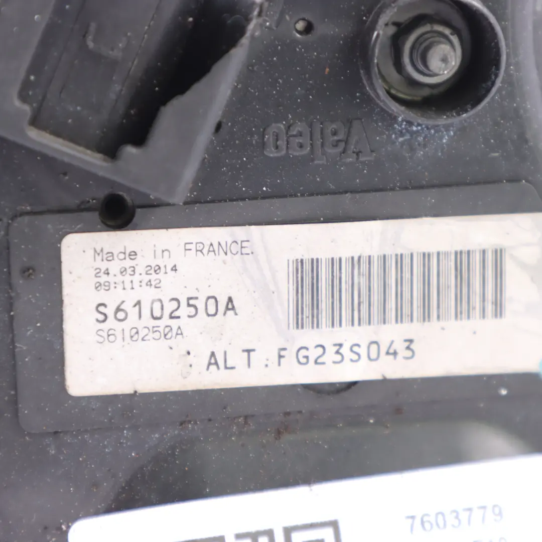Alternador BMW F10 F13 F07GT F02 Gasolina N63 Alternador valeo 230A para con número de pieza 7603779 Alternador BMW F10 F13 F07GT F02 Gasolina N63 Alternador valeo 230A - SKU 7603779 - Número de pieza 7603779