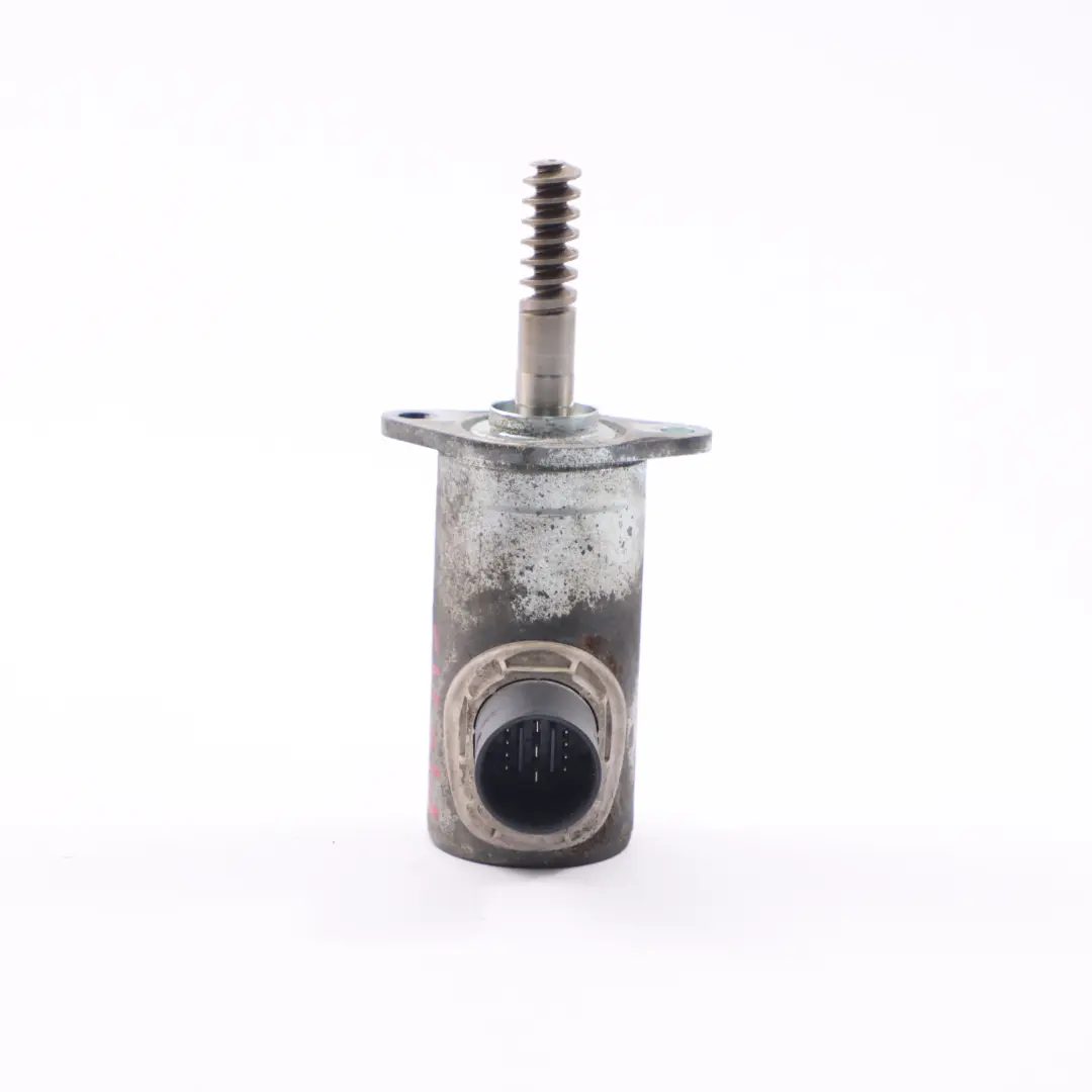 N63N Attuatore valvola collettore aria per BMW F10 F11 LCI F06 F13 X5 F15 con numero di parte 7605025 BMW F10 F11 LCI F06 F13 X5 F15 N63N Attuatore valvola collettore aria - SKU 7605025 - Numero di parte 7605025