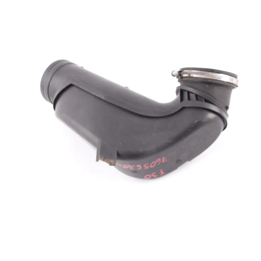 Tubo Aspirazione BMW F22 F30 F32 N20 Intercooler Linea Silenziatore 7605045 per con numero di parte 7605638 Tubo Aspirazione BMW F22 F30 F32 N20 Intercooler Linea Silenziatore 7605045 - SKU 7605638-2 - Numero di parte 7605638
