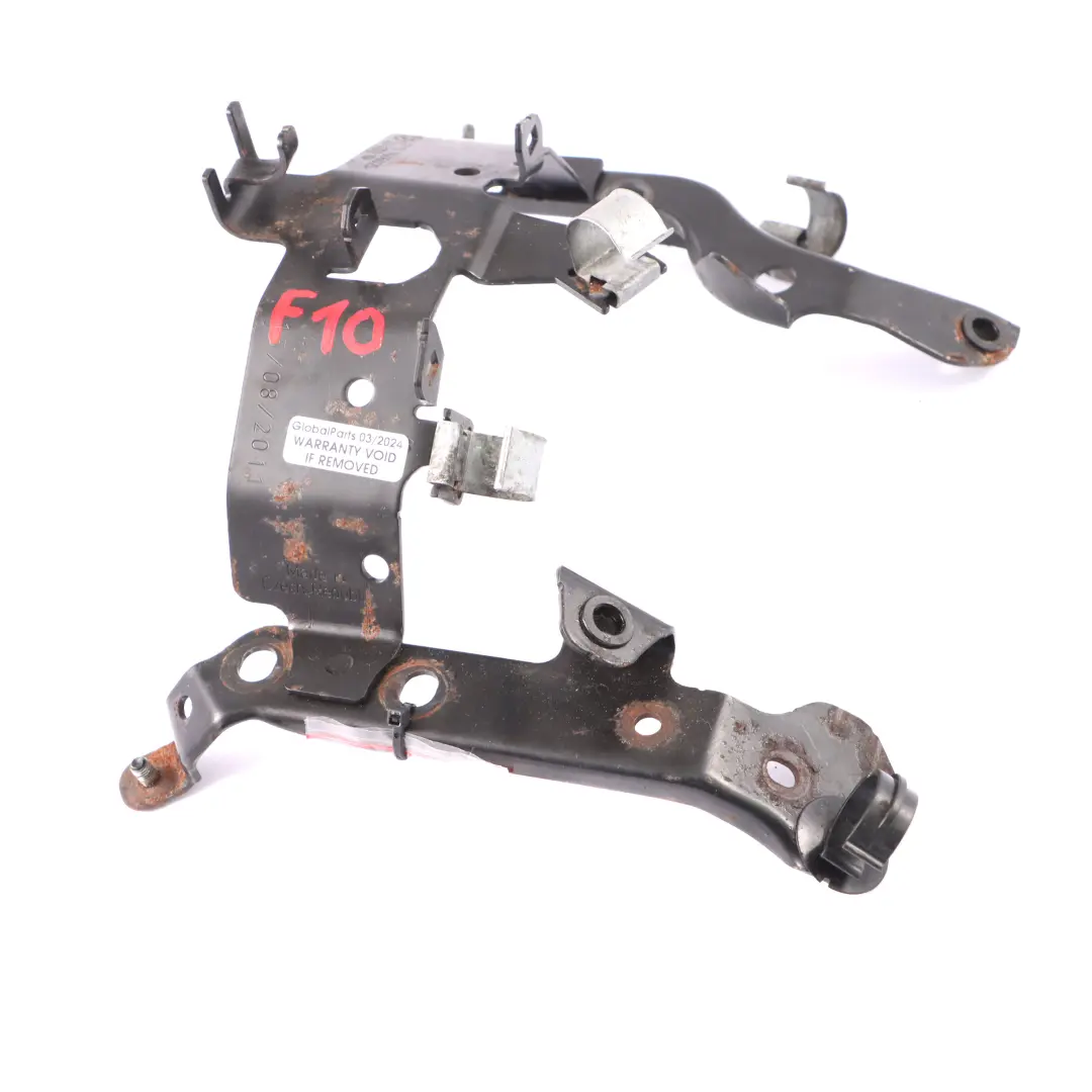 Support BMW F10 F13 Petrol N63 Intercooler Réservoir d'expansion du liquide pour à propos du numéro de pièce 7606025 Support BMW F10 F13 Petrol N63 Intercooler Réservoir d'expansion du liquide - SKU 7606025 - Numéro de pièce 7606025