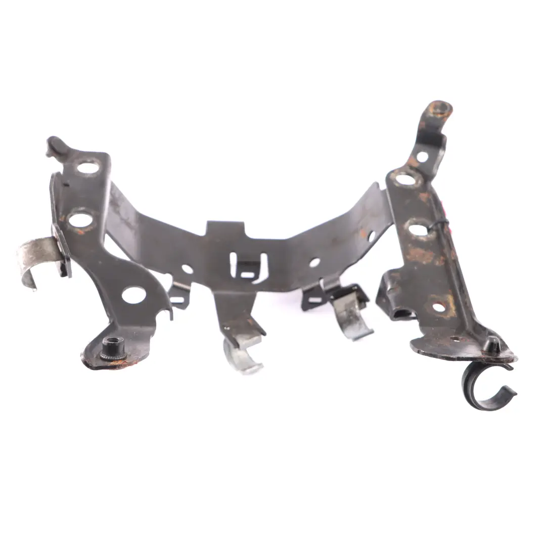 Staffa BMW F10 F13 N63 Intercooler Serbatoio Espansione Refrigerante per con numero di parte 7606025 Staffa BMW F10 F13 N63 Intercooler Serbatoio Espansione Refrigerante - SKU 7606025 - Numero di parte 7606025