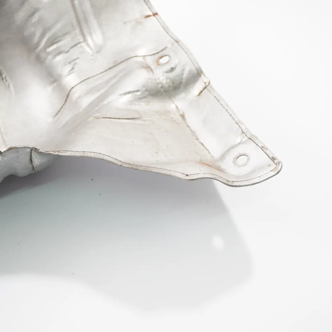 Osłona Turbosprężarki do BMW F20 F21 F30 N13 o numerze 7606650 BMW F20 F21 F30 N13 Osłona Turbosprężarki - SKU 7606650 - Numer Części 7606650