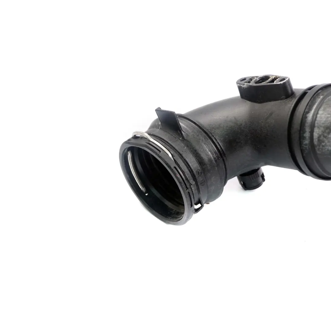 N20 Przewód Rura Wąż Powietrza Intercoolera do BMW X1 Z4 E84 E89 o numerze 7607941 BMW X1 Z4 E84 E89 N20 Przewód Rura Wąż Powietrza Intercoolera - SKU 7607941 - Numer Części 7607941