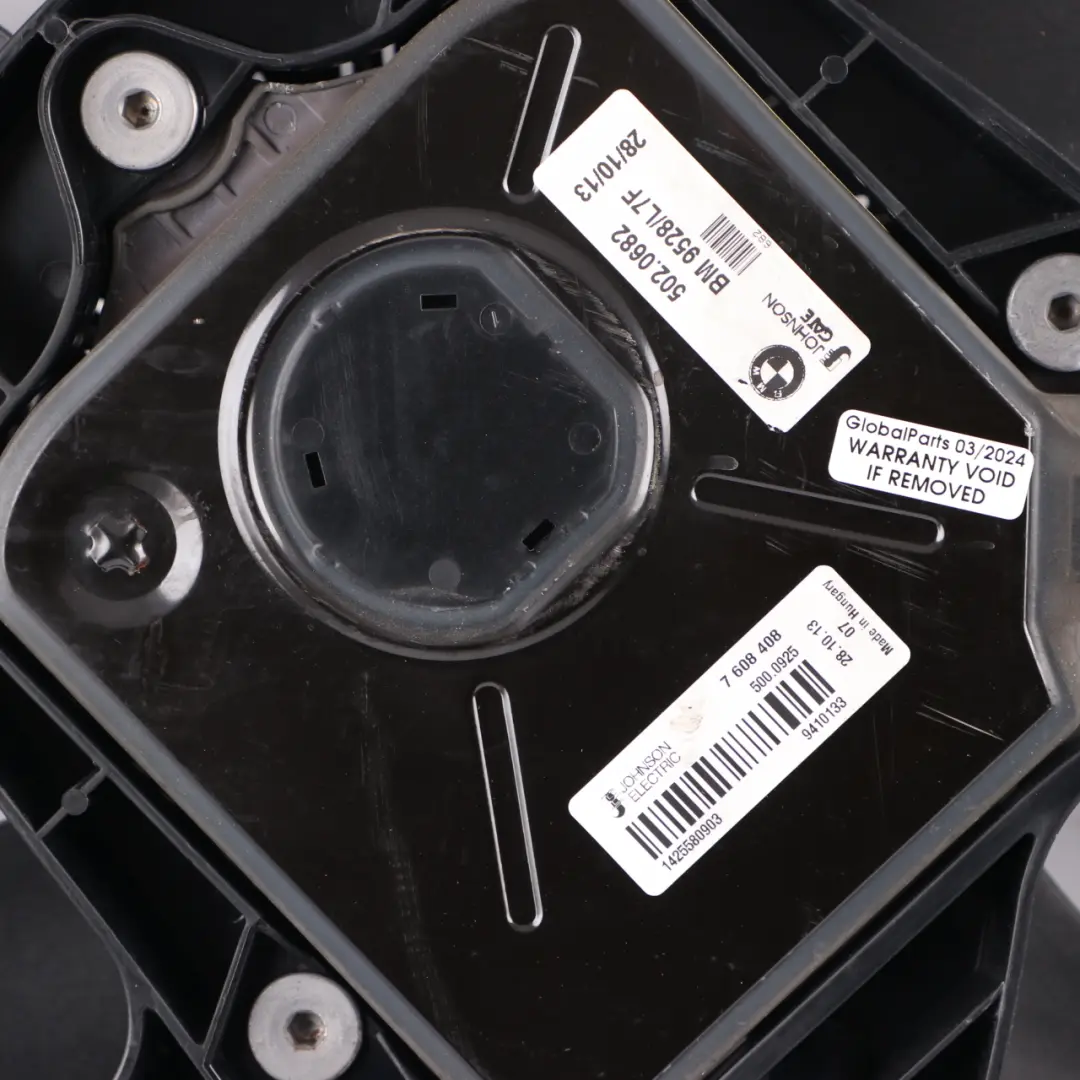  Fan BMW F30 F33 F34 F36 Radiator Fan With Housing 600W Engine Cooling - SKU 7608408 - Part number 8641965