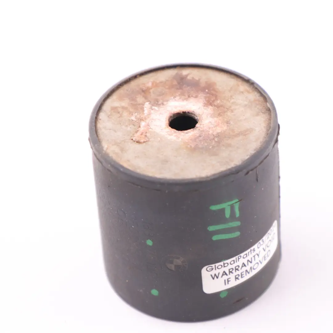 Amortiguador Vibraciones BMW F10 F11 535i N55 escape trasero 68Hz para con número de pieza 7610617 Amortiguador Vibraciones BMW F10 F11 535i N55 escape trasero 68Hz - SKU 7610617 - Número de pieza 7610617