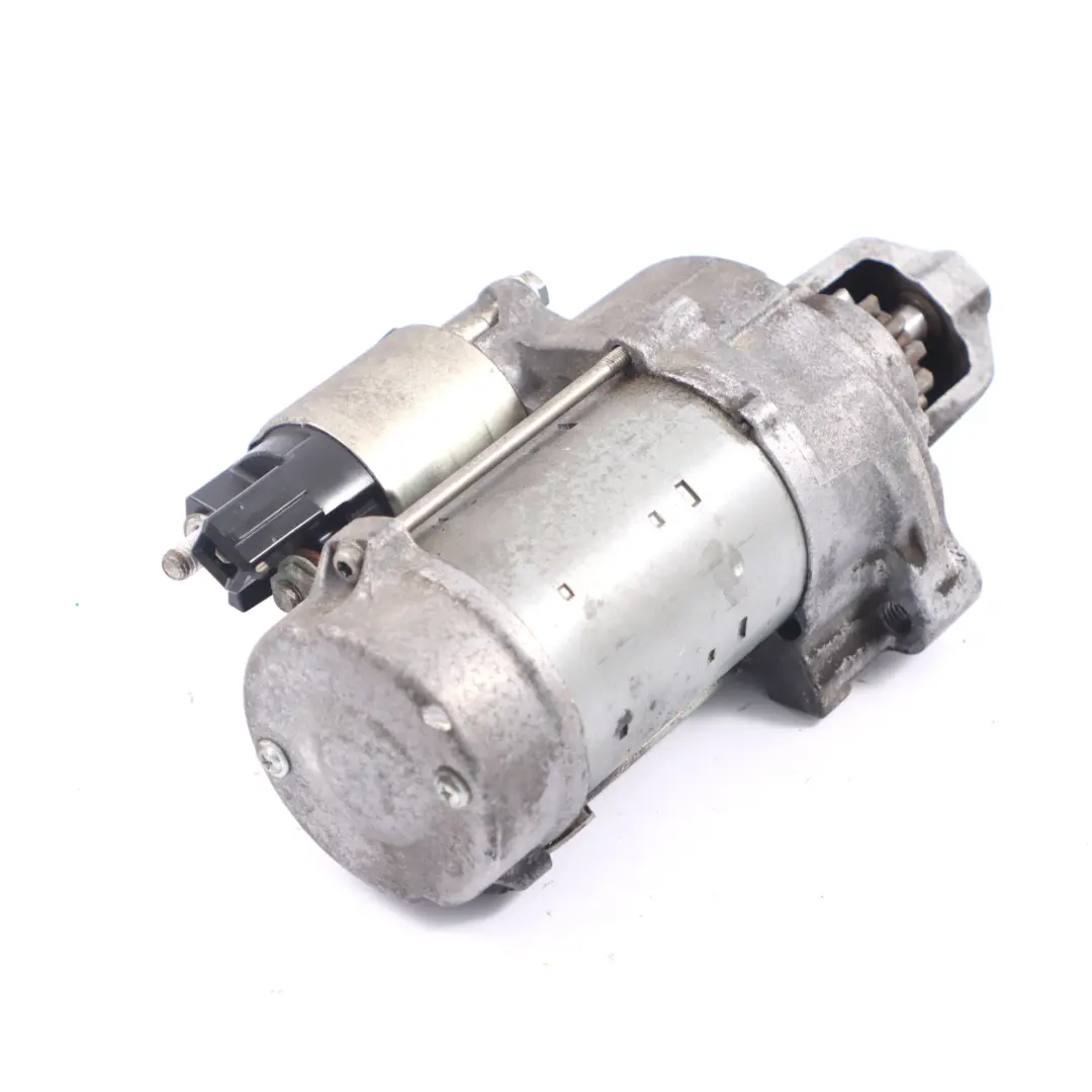 Rozrusznik 428000-8530 12V do BMW F10 M5 F12 F13 M6 F07 X5 F15 o numerze 7612815 BMW F10 M5 F12 F13 M6 F07 X5 F15 Rozrusznik 428000-8530 12V - SKU 7612815 - Numer Części 7612815