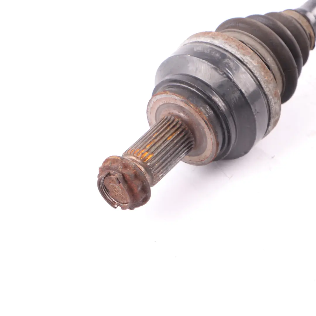 Eje de transmisión trasero BMW F10 F11 N47S1 Eje de salida derecho Automático para con número de pieza 7614290 Eje de transmisión trasero BMW F10 F11 N47S1 Eje de salida derecho Automático - SKU 7614290 - Número de pieza 7614290