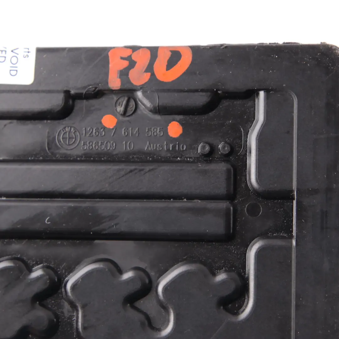 Moduł Sterownik Zasilania Przekaźnika do BMW F20 F30 o numerze 7614585 BMW F20 F30 Moduł Sterownik Zasilania Przekaźnika - SKU 7614585 - Numer Części 7614585