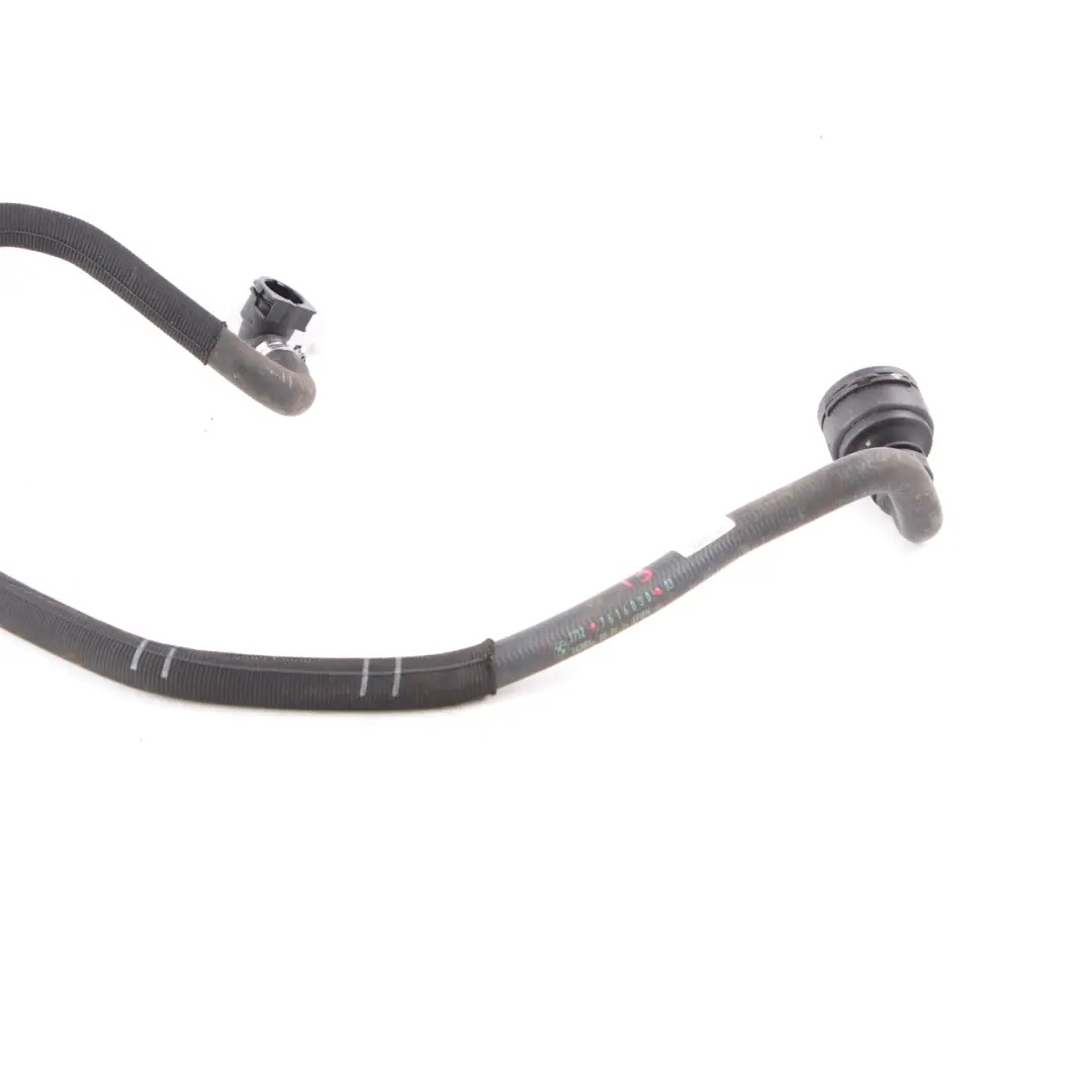 Tuyau de refroidissement d'eau Radiateur Vase d'expansion pour BMW i3 I01 à propos du numéro de pièce 7616030 BMW i3 I01 Tuyau de refroidissement d'eau Radiateur Vase d'expansion - SKU 7616030 - Numéro de pièce 7616030